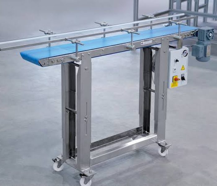 Knife edge conveyor